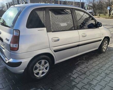 Серый Хендай Матрикс, объемом двигателя 1.6 л и пробегом 167 тыс. км за 6000 $, фото 2 на Automoto.ua