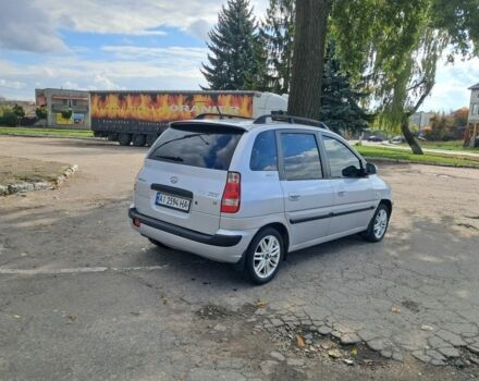 Серый Хендай Матрикс, объемом двигателя 1.8 л и пробегом 250 тыс. км за 3600 $, фото 5 на Automoto.ua