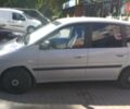 Сірий Хендай Матрікс, об'ємом двигуна 1.6 л та пробігом 254 тис. км за 3000 $, фото 3 на Automoto.ua