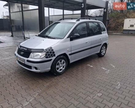 Сірий Хендай Матрікс, об'ємом двигуна 1.6 л та пробігом 246 тис. км за 2499 $, фото 2 на Automoto.ua