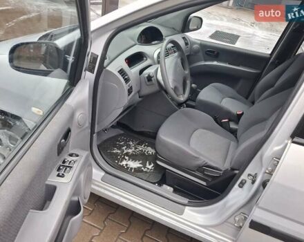 Сірий Хендай Матрікс, об'ємом двигуна 1.6 л та пробігом 246 тис. км за 2499 $, фото 8 на Automoto.ua