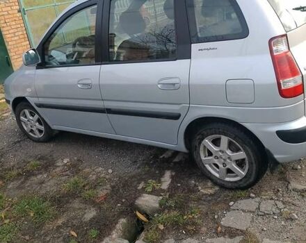 Сірий Хендай Матрікс, об'ємом двигуна 1.6 л та пробігом 182 тис. км за 3500 $, фото 2 на Automoto.ua