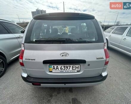 Серый Хендай Матрикс, объемом двигателя 1.6 л и пробегом 205 тыс. км за 3500 $, фото 5 на Automoto.ua