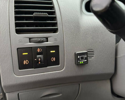 Сірий Хендай Матрікс, об'ємом двигуна 1.6 л та пробігом 130 тис. км за 3700 $, фото 13 на Automoto.ua