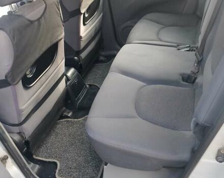 Сірий Хендай Матрікс, об'ємом двигуна 1.6 л та пробігом 182 тис. км за 3500 $, фото 12 на Automoto.ua