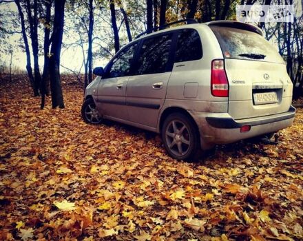 Сірий Хендай Матрікс, об'ємом двигуна 1.6 л та пробігом 150 тис. км за 4200 $, фото 10 на Automoto.ua