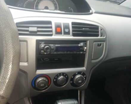 Серый Хендай Матрикс, объемом двигателя 1.8 л и пробегом 220 тыс. км за 3900 $, фото 8 на Automoto.ua