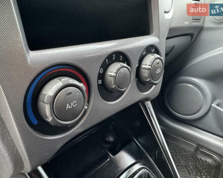 Сірий Хендай Матрікс, об'ємом двигуна 1.6 л та пробігом 147 тис. км за 4800 $, фото 37 на Automoto.ua