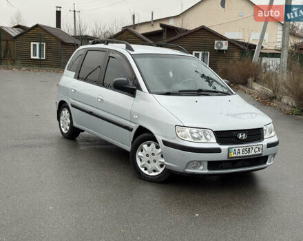 Сірий Хендай Матрікс, об'ємом двигуна 1.6 л та пробігом 147 тис. км за 4800 $, фото 1 на Automoto.ua