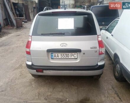 Серый Хендай Матрикс, объемом двигателя 1.8 л и пробегом 220 тыс. км за 3900 $, фото 7 на Automoto.ua