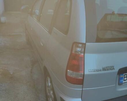 Серый Хендай Матрикс, объемом двигателя 1.6 л и пробегом 183 тыс. км за 3650 $, фото 4 на Automoto.ua