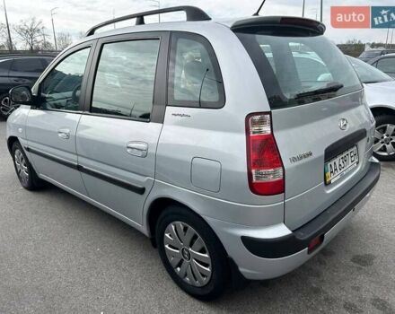 Серый Хендай Матрикс, объемом двигателя 1.6 л и пробегом 205 тыс. км за 3500 $, фото 2 на Automoto.ua