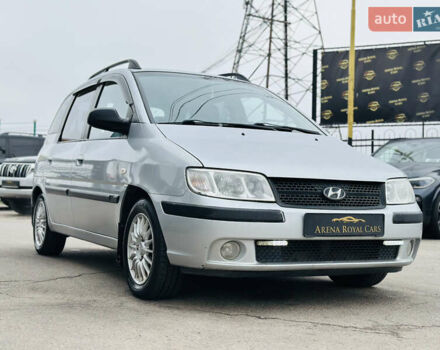 Сірий Хендай Матрікс, об'ємом двигуна 1.6 л та пробігом 220 тис. км за 4300 $, фото 8 на Automoto.ua