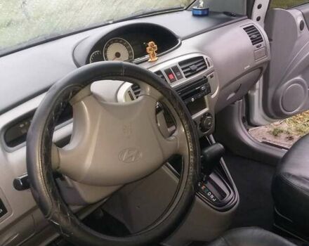 Серый Хендай Матрикс, объемом двигателя 1.8 л и пробегом 177 тыс. км за 5700 $, фото 15 на Automoto.ua