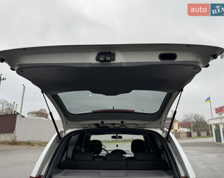 Сірий Хендай Матрікс, об'ємом двигуна 1.6 л та пробігом 147 тис. км за 4800 $, фото 43 на Automoto.ua