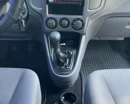 Серый Хендай Матрикс, объемом двигателя 1.6 л и пробегом 224 тыс. км за 4350 $, фото 10 на Automoto.ua