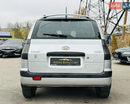 Сірий Хендай Матрікс, об'ємом двигуна 1.6 л та пробігом 220 тис. км за 4300 $, фото 10 на Automoto.ua
