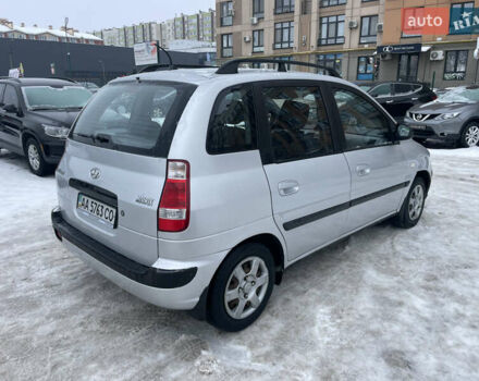 Серый Хендай Матрикс, объемом двигателя 1.6 л и пробегом 332 тыс. км за 2999 $, фото 3 на Automoto.ua