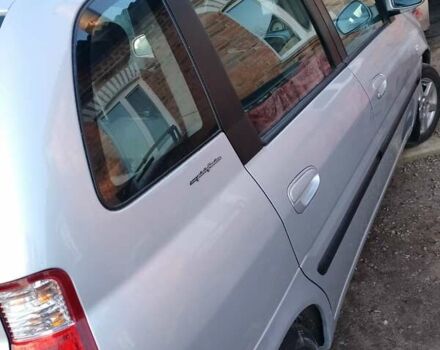 Сірий Хендай Матрікс, об'ємом двигуна 1.6 л та пробігом 182 тис. км за 3600 $, фото 7 на Automoto.ua