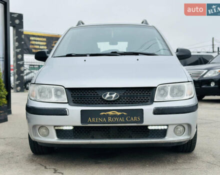 Сірий Хендай Матрікс, об'ємом двигуна 1.6 л та пробігом 220 тис. км за 4300 $, фото 6 на Automoto.ua