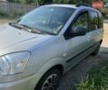 Серый Хендай Матрикс, объемом двигателя 1.6 л и пробегом 190 тыс. км за 4000 $, фото 2 на Automoto.ua
