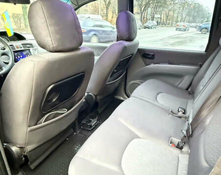 Сірий Хендай Матрікс, об'ємом двигуна 1.8 л та пробігом 190 тис. км за 5000 $, фото 13 на Automoto.ua