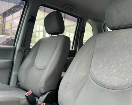 Серый Хендай Матрикс, объемом двигателя 1.6 л и пробегом 167 тыс. км за 4700 $, фото 9 на Automoto.ua