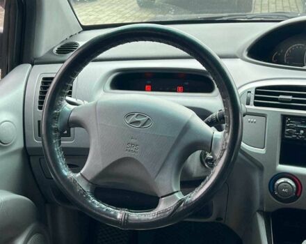 Серый Хендай Матрикс, объемом двигателя 1.6 л и пробегом 167 тыс. км за 4700 $, фото 10 на Automoto.ua