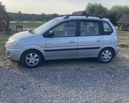 Сірий Хендай Матрікс, об'ємом двигуна 1.6 л та пробігом 143 тис. км за 5700 $, фото 4 на Automoto.ua