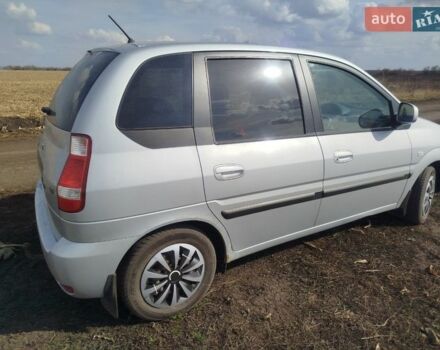 Серый Хендай Матрикс, объемом двигателя 1.5 л и пробегом 293 тыс. км за 4499 $, фото 6 на Automoto.ua