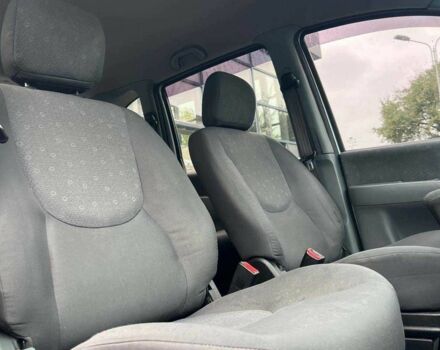 Серый Хендай Матрикс, объемом двигателя 1.6 л и пробегом 167 тыс. км за 4700 $, фото 15 на Automoto.ua