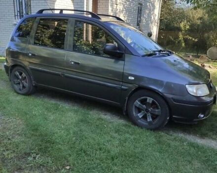 Хендай Матрикс 2008 в Луцке на Automoto.ua Серый Хендай Матрикс, объемом двигателя 1.6 л и пробегом 247 тыс. км за 2700 $, фото 1 на Automoto.ua