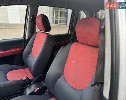 Серый Хендай Матрикс, объемом двигателя 1.6 л и пробегом 270 тыс. км за 6250 $, фото 20 на Automoto.ua