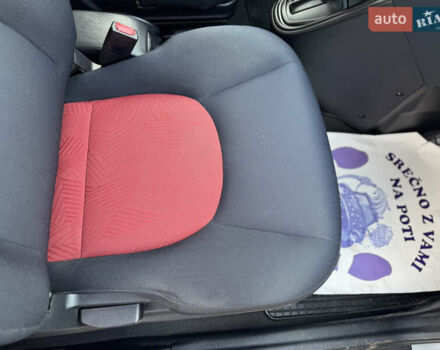 Серый Хендай Матрикс, объемом двигателя 1.6 л и пробегом 270 тыс. км за 6250 $, фото 40 на Automoto.ua