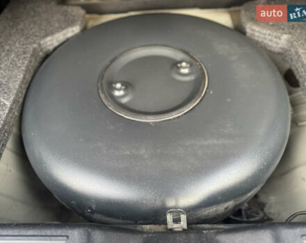 Серый Хендай Матрикс, объемом двигателя 1.6 л и пробегом 270 тыс. км за 6250 $, фото 30 на Automoto.ua