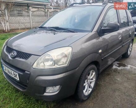 Серый Хендай Матрикс, объемом двигателя 1.49 л и пробегом 188 тыс. км за 5300 $, фото 1 на Automoto.ua