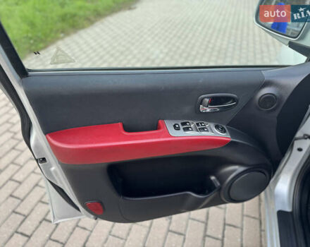 Серый Хендай Матрикс, объемом двигателя 1.6 л и пробегом 270 тыс. км за 6250 $, фото 16 на Automoto.ua