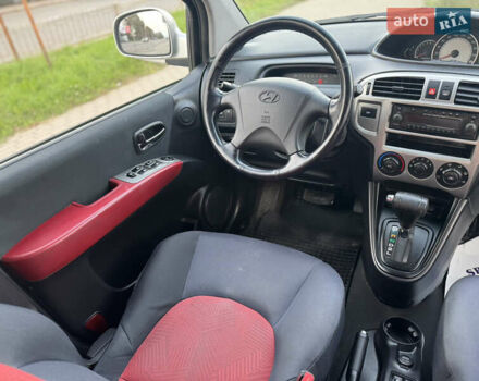 Серый Хендай Матрикс, объемом двигателя 1.6 л и пробегом 270 тыс. км за 6250 $, фото 34 на Automoto.ua
