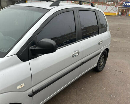 Серый Хендай Матрикс, объемом двигателя 1.8 л и пробегом 176 тыс. км за 6000 $, фото 5 на Automoto.ua