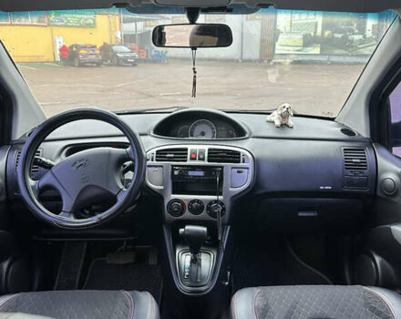 Серый Хендай Матрикс, объемом двигателя 1.8 л и пробегом 176 тыс. км за 6000 $, фото 14 на Automoto.ua