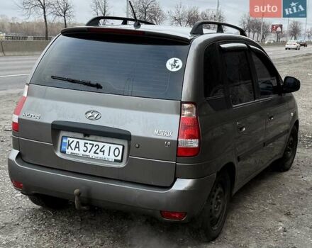 Сірий Хендай Матрікс, об'ємом двигуна 1.8 л та пробігом 162 тис. км за 5800 $, фото 3 на Automoto.ua