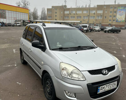 Серый Хендай Матрикс, объемом двигателя 1.8 л и пробегом 176 тыс. км за 6000 $, фото 3 на Automoto.ua