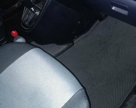 Сірий Хендай Матрікс, об'ємом двигуна 1.8 л та пробігом 190 тис. км за 5500 $, фото 5 на Automoto.ua