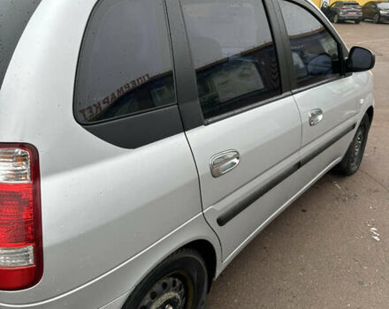 Серый Хендай Матрикс, объемом двигателя 1.8 л и пробегом 176 тыс. км за 6000 $, фото 9 на Automoto.ua