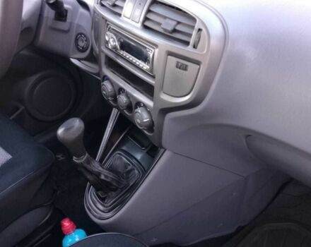 Серый Хендай Матрикс, объемом двигателя 1.6 л и пробегом 192 тыс. км за 3600 $, фото 12 на Automoto.ua