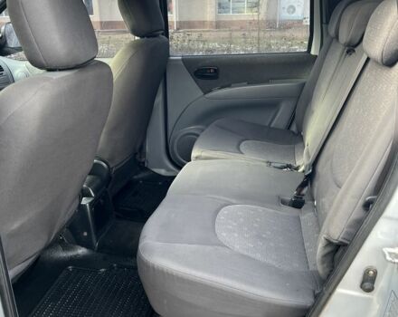 Серый Хендай Матрикс, объемом двигателя 1.6 л и пробегом 217 тыс. км за 2850 $, фото 8 на Automoto.ua