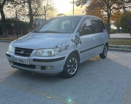Сірий Хендай Матрікс, об'ємом двигуна 1.6 л та пробігом 150 тис. км за 2499 $, фото 1 на Automoto.ua