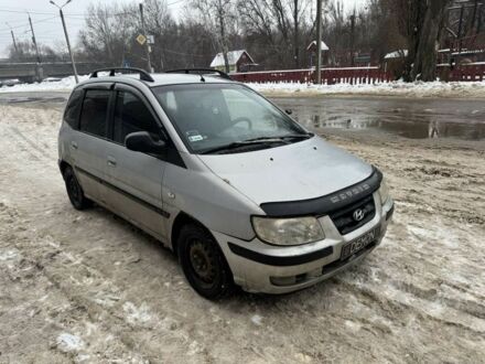 Сірий Хендай Матрікс, об'ємом двигуна 1.5 л та пробігом 222 тис. км за 1050 $, фото 1 на Automoto.ua