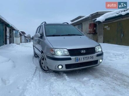 Серый Хендай Матрикс, объемом двигателя 1.6 л и пробегом 155 тыс. км за 3800 $, фото 1 на Automoto.ua