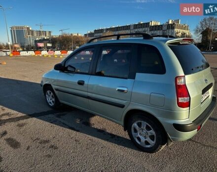 Серый Хендай Матрикс, объемом двигателя 1.8 л и пробегом 153 тыс. км за 3800 $, фото 1 на Automoto.ua